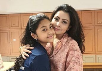 Mayangsari Unggah Foto Sang Anak Tiup Kue Ulang Tahun, Warganet: 'Bapaknya Apa Gak Nyadar Kalo Anaknya Beda Mukanya sama Dia'