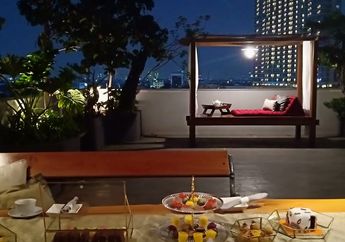 Bikin Outdoor Living Room Beratapkan Pohon Yuk, Lebih Asyik dan Ekonomis daripada Bikin Gazebo Lho!