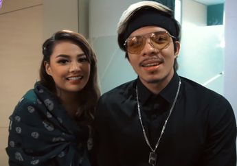 Hubungannya dengan Atta Halilintar Disebut Settingan, Aurel Hermansyah Justru Kepergok Masak Nasi Goreng Spesial Tengah Malam, Buat Si Abang?