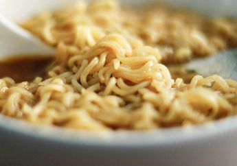 Jadi Favorit Saat Ramadan! Intip Rahasia Mengolah Mi Instan Hingga Sarden Agar Jadi Makanan Bergizi