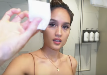 Kepoin Rutinitas Skincare Malam ala Cinta Laura Agar Kulit Wajah Selalu Cerah dan Sehat!