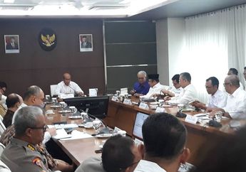 Bak Oase di Tengah Gurun, Anak Buah Jokowi Bawa Kabar yang Melegakan: Cuti Bersama Geser ke Akhir Juli 2020, Asalkan...