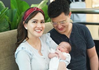 Pamer Mandi Satu Bathtub Bareng Suami, Shandy Aulia Kaget Diminta Siap-siap Punya Anak Lagi, David Herbowo: Jangan Salahin Aku, Salahin Corona!