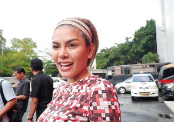 Jadi Artis Pertama yang Peduli Wabah Corona di Indonesia, Nikita Mirzani Sumbangkan Rp 100 Juta di Hari Ulang Tahunnya: Ya Allah, Selesaikanlah Musibah Ini...