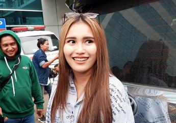 Setelah Banyak Penggemar Batal Beli Tiket hingga Terpaksa Beri Diskon, Ayu Ting Ting Kini Kembali Gigit Jari Gegara Konsernya Ditunda: Aku Memohon Maaf Atas Penundaan Acara Ini...