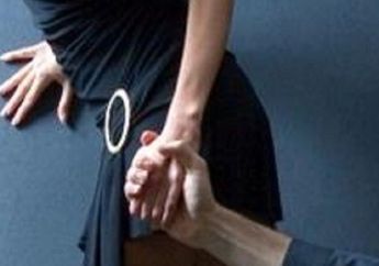 Selidiki Suara Aneh di Kamar Hingga Gegerkan Warga Sekitar, Suami di Bondowoso Apes Pergoki Istrinya Berhubungan Badan dengan Pria Lain