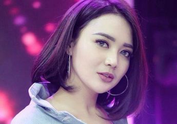 Pakai Pakaian Terlalu Ketat, Penyanyi Dangdut Ini Disebut Mirip Gorengan Oleh Warganet!