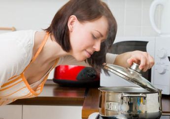 HATI HATI! Terlalu Sering Menghirup Asap Dapur Bisa Berdampak Buruk Bagi Kesehatan! Gak Bakalan Nyangka