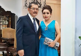 Berhasil Kuasai Istana Bambang Trihatmodjo Setelah Tendang Posisi Istri Sah, Mayangsari Pamer Sudut Bawah Tangga Rumahnya yang Mewah, Bergaya Klasik Eropa Kental dan Bernuansa Emas!