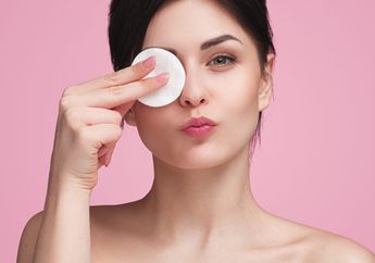 Review Jujur Senka All Clear Eye & Lip Makeup Remover. Worth It?