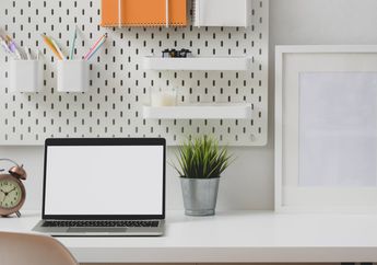 Nyamannya Work From Home, Tapi Jangan Sambil Rebahan Juga Ya!