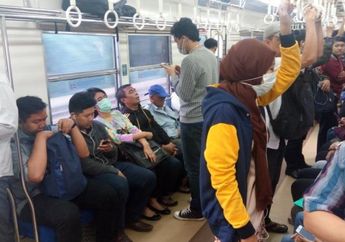 Panik Saat Penumpang KRL Kejang-kejang Disebut Terinfeksi Corona, PT KCI Sebut Berita yang Beredar Hoax: Stop Sebar Kepanikan!