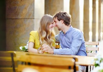 5 Zodiak Ini Diramal Kecanduan Cinta Setiap Hari, Cancer: Tak Akan Pernah Tinggalkan Doi Sendirian!