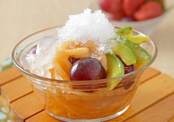 Resep Sop Buah Enak, Kudapan Segar yang Bikin Semangat Balik Lagi