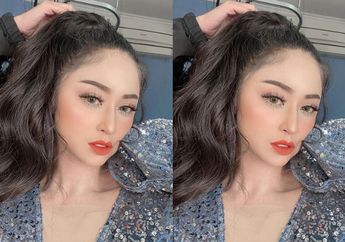 Dewi Perssik Unggah Foto Cantiknya dengan Memamerkan Wajahnya yang Merah, Netizen : Mbak Dewi Kenapa Mukanya Kok Merah?