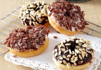 Resep Donat Kentang Rice Crispy Enak Dan Praktis Ini Semakin Spesial Dengan Toping yang Renyah