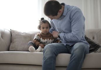 Bisa Dicoba! Begini Tips Produktif Work From Home Sambil Mengurus Anak