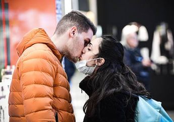 Risiko Bercinta di Tengah Pandemi Corona COVID-19, Simak Penjelasan Pakar Medis!