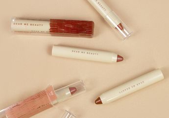 Review Dear Me Beauty Multistick Crayon: Bisa Buat Bibir, Pipi, dan Mata!