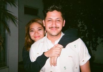 Anak Keduanya Lahir Saat Pandemi Corona, Keenan Pearce Tulis Pesan Menyentuh untuk Sang Putri Tercinta: Kamu Lahir di Saat Dunia Sedang Mengalami Musibah Besar...