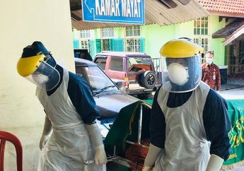 Keluraga Tak Tahu Menahu Soal Protokol Pemakaman, Jenazah Warga Zona Merah di Jakarta Asal Dibawa Pulang ke Tasikmalaya, Sempat Terlantar 7 Jam di Depan Puskesmas