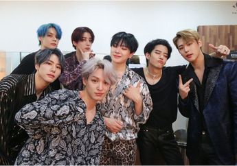 Dapat Kiriman Celana Tradisional dari Fans Indonesia, Member Victon: Itu Hadiah Favorit Kami!