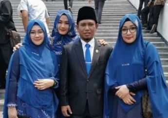 Nekat Poligami, Lora Fadil Ungkap Rahasia Rumah Tangganya Tetap Harmonis, Ternyata Begini Cara Anggota DPR Bagi Jatah Ketiga Istrinya di Ranjang: Saya di Bawah!