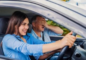 Transmisi Manual Atau Matik Mana yang Pas Untuk Belajar Kemudikan Mobil, Ini Kata Ahli