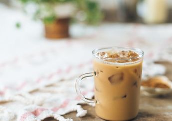 Inilah Alasan Kopi yang Dipadukan Gula Merah Sangat Nikmat
