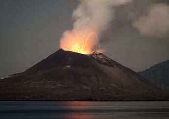 Apakah yang Menyebabkan Erupsi Gunung Api? Simak Jawaban Vulkanologi di TVRI SMP Kelas 7 8 9 Rabu 29 April 2020
