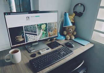 Waspada, Jangan Sampai WFH Merusak Mata! Intip Tips Mencegah Ketegangan Mata saat Lama Menatap Layar Komputer