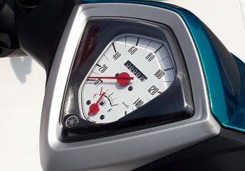 Di Rumah Aja, Samarkan Retakan Halus di Spidometer Motor Dengan Oli