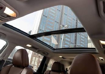 Di Rumah Aja, Yuk Rawat Sunroof Mobil Jangan Sampai Macet Gegara Kelamaan Nggak Dipakai