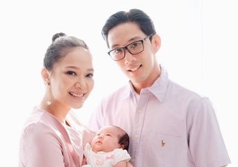 Gelar Perayaan Kecil di Hari Putrinya Genap Berusia Satu Bulan, Yuanita Christiani Curhat: Pusing, Baju Udah Mulai Pada Ketat!