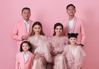 Tak Ada Angin Tak Ada Hujan, Ashanty Tiba-tiba Beri Peringatan Keras Kepada Aurel Hermansyah yang Ingin Mencium Sang Adik : Arsy Tuh Masih Polos Masih Suci !