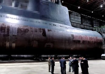 Tetap Optimis apa Bodoh? Kim Jong-Un Kritis, Negaranya Dihantam Covid-19, Korut Tetap Laksanakan Parade Militer, ini Buktinya