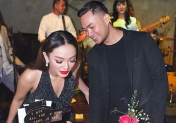 Pedangdut Zaskia Gotik Tiba-tiba Bilang Merasa Bersalah pada Sang Suami Karena Hal Ini