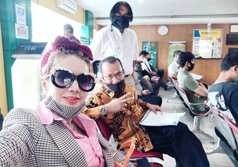 Habiskan Waktu di Rumah Sambil Beres-beres, Barbie Kumalasari Butuh 3 Hari Bongkar Isi Lemari Baju