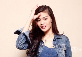 Tersandung Kasus Prostitusi, Pedangdut Ini Curi Perhatian Setelah Menikah dengan Pria 15 Tahun Lebih Tua, Gak Nyangka!
