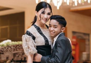 Biasanya Bersikap Hangat, Tak Ada Angin Tak Ada Hujan Perlakuan Sarwendah Pada Sang Putra Sambung Berbeda Drastis, Betrand Peto Langsung Ketakutan: Onyo Ada Salah Apa?