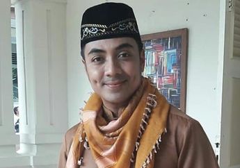Dianggap Terlalu Pamer Gaya Hidup, Ustaz Kondang Berlesung Pipi Ini Justru Panen Nyinyiran Netizen: Ustaz Lain Lebih Fokus Dakwah di Setiap Postingan