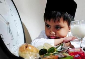Anak Sudah Belajar Puasa, Perlukah Pemberian Suplemen di Kala Sahur?