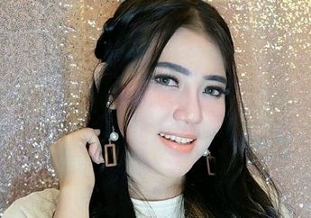 Pakai Baju Transparan Saat Nonton Bola di Rusia, Via Vallen Malah Jadi Bulan-bulanan Netizen: Buset Dah, Mau Nonton Bola Apa Mau Kondangan