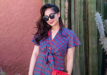Mirip Baju di Pasar Malam, Kemeja Nagita Slavina Ini Ternyata Harganya Hampir Menyentuh Angka Rp 5 Juta, Netizen: Gaji UMR Aja Lewat itu Ama Baju!