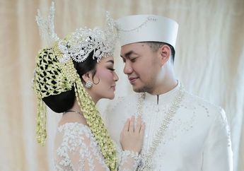 Nikah Siri dengan Pengusaha Kaya Raya, Kaki Zaskia Gotik Saat Turun dari Jet Pribadi Ini Pernah Bikin Melongo: Sendal Jepit 20 Juta!