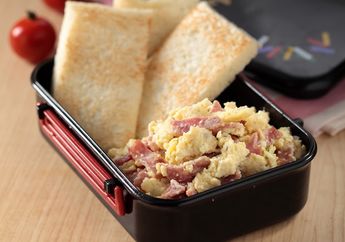 Resep Cheese And Beef Scrambled Egg Enak, Menu Sarapan Mewah yang Mudah Dibuat
