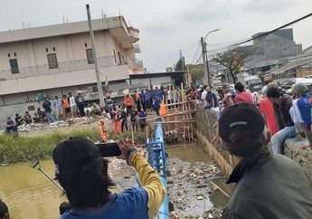 Temukan Anak Semata Wayangnya yang Masih 2 Tahun Tewas Mengambang di Kolam Ikan, Pasutri Asal Blitar Menjerit Histeris hingga Pingsan Berkali-kali