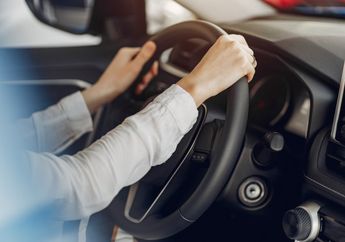 Mobil Terasa Bergetar Ketika Dikendarai? Ini yang Wajib Ladies Periksa