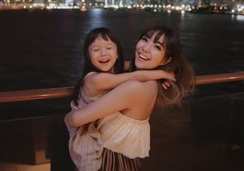 Disanjung Habis-habisan Usai Kasih Kejutan untuk Pengasuh Gempi, Gisel Sebut sang Pengasuh Telah Jadi Guru untuk Anaknya, Netizen: Kok Baik Banget Sih