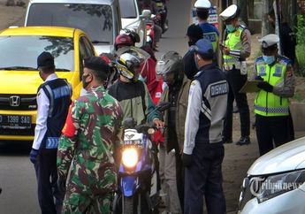 Apes! Sukses Mudik dari Jakarta ke Kampung Satu Keluarga Harus Gigit Jari, Ternyata Rumah Nenek Sudah Dijual. Begini Nasib Mereka Setelah Terlantar di Emperan Toko